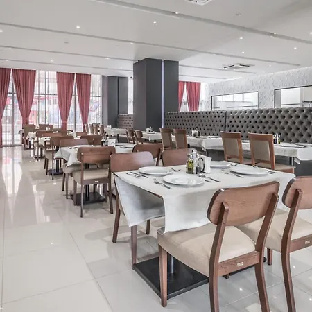 Hotel Euro Star & Beach 4*